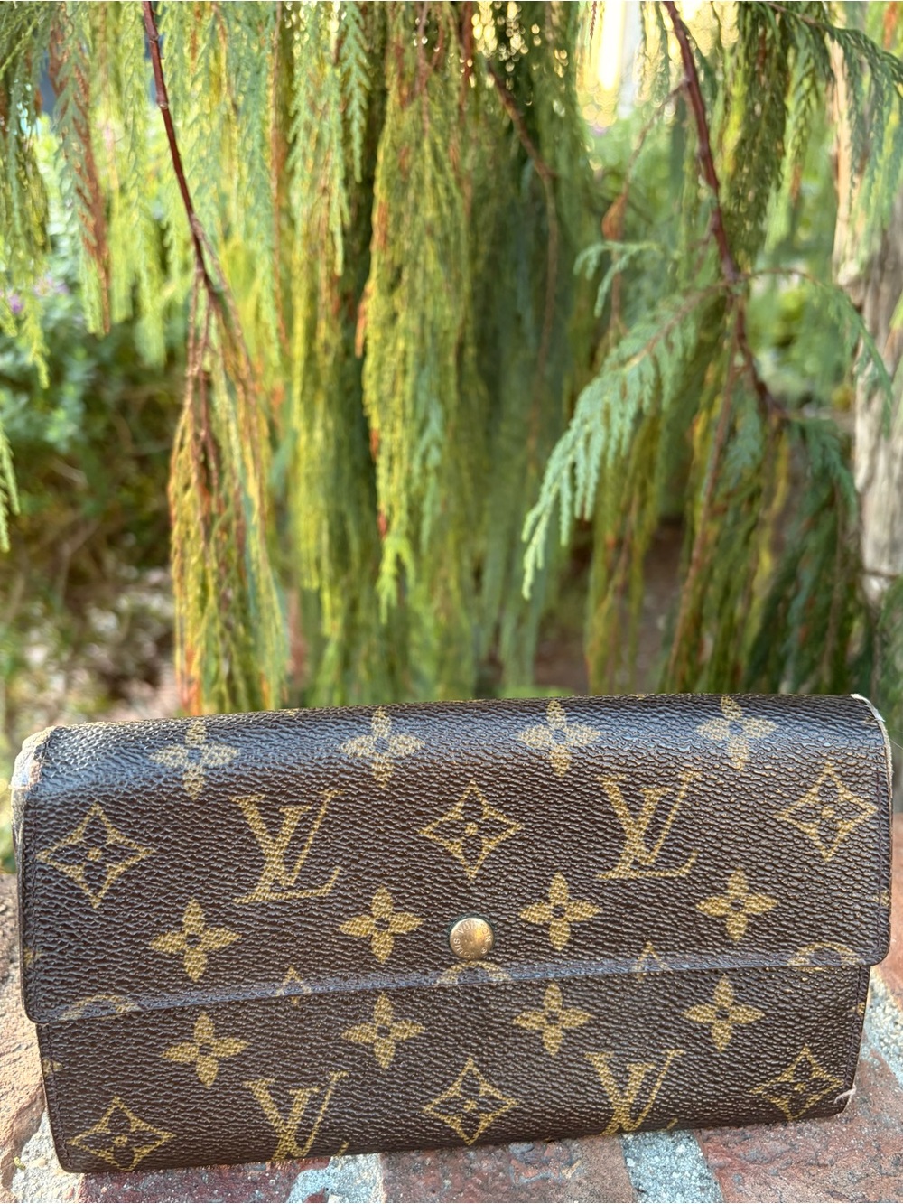 Authentic Louis Vuitton Monogram Long Wallet 1999 DateCode France